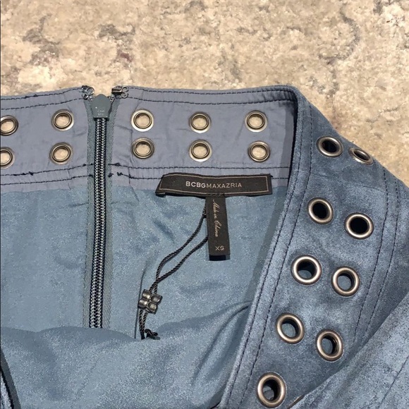 BCBG Velvet Mini Skirt - Picture 3 of 3